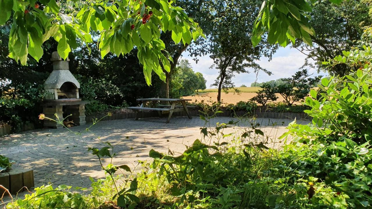 Rolso Retreat Villa Knebel ภายนอก รูปภาพ